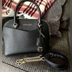 Michael Kors Black Jet Set Travel Medium Dome Crossbody Handbag Used Only Once!
